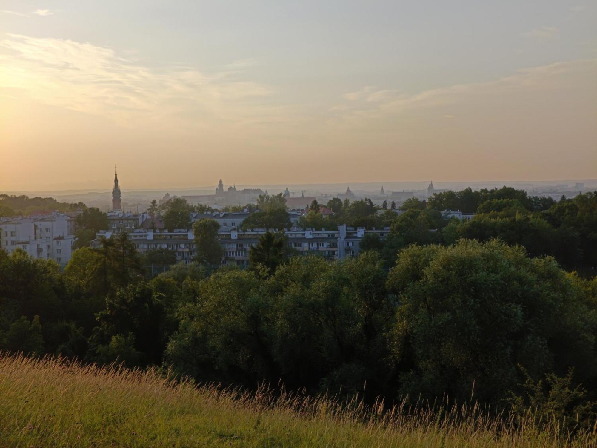 Pokoje Przytulnie Jak W Domu Krakow Exterior photo